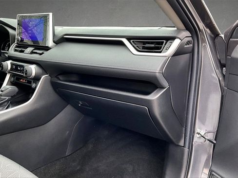 Used 2023 Toyota RAV4 XLE w/ Convenience Package image 26