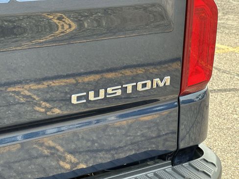 Certified 2021 Chevrolet Silverado 1500 Custom image 31