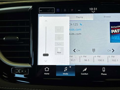 New 2026 Chrysler Pacifica Select image 9