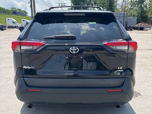 Used 2019 Toyota RAV4 LE w/ All Weather Liner Package AWD/4WD image 8