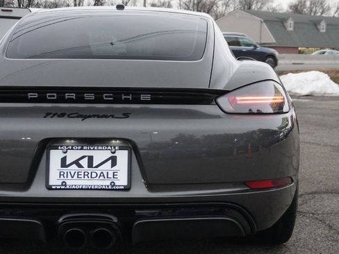 Used 2019 Porsche 718 Cayman S image 15