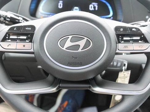 New 2026 Hyundai Elantra SE w/ Cargo Package image 17