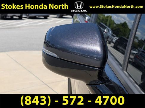 Used 2023 Kia Carnival LX FWD image 15