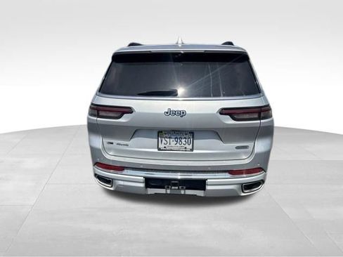 Used 2023 Jeep Grand Cherokee L Overland w/ Luxury Tech Group IV AWD/4WD image 11