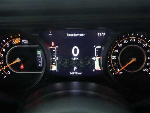 Used 2024 Jeep Wrangler Unlimited Rubicon 392 AWD/4WD image 11
