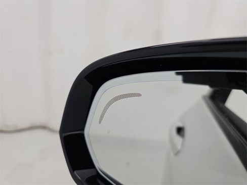 Used 2022 Volvo S60 T8 R-Design Expression w/ Premium Package image 47