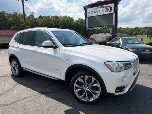 Used 2017 BMW X3 xDrive28i AWD/4WD image 1