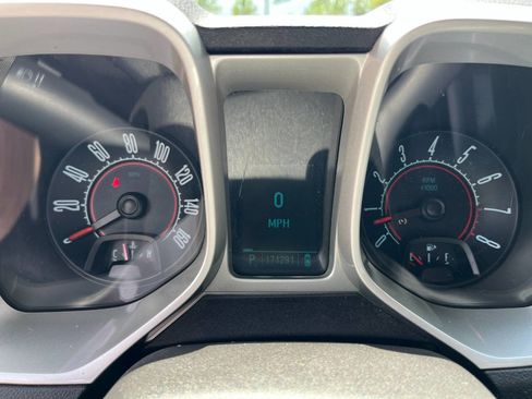 Used 2011 Chevrolet Camaro LT RWD image 14