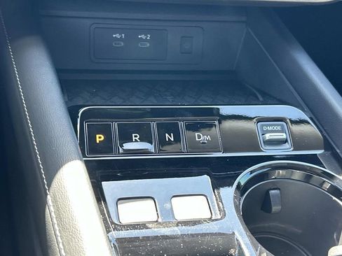 Certified 2025 Nissan Murano SV AWD/4WD image 33