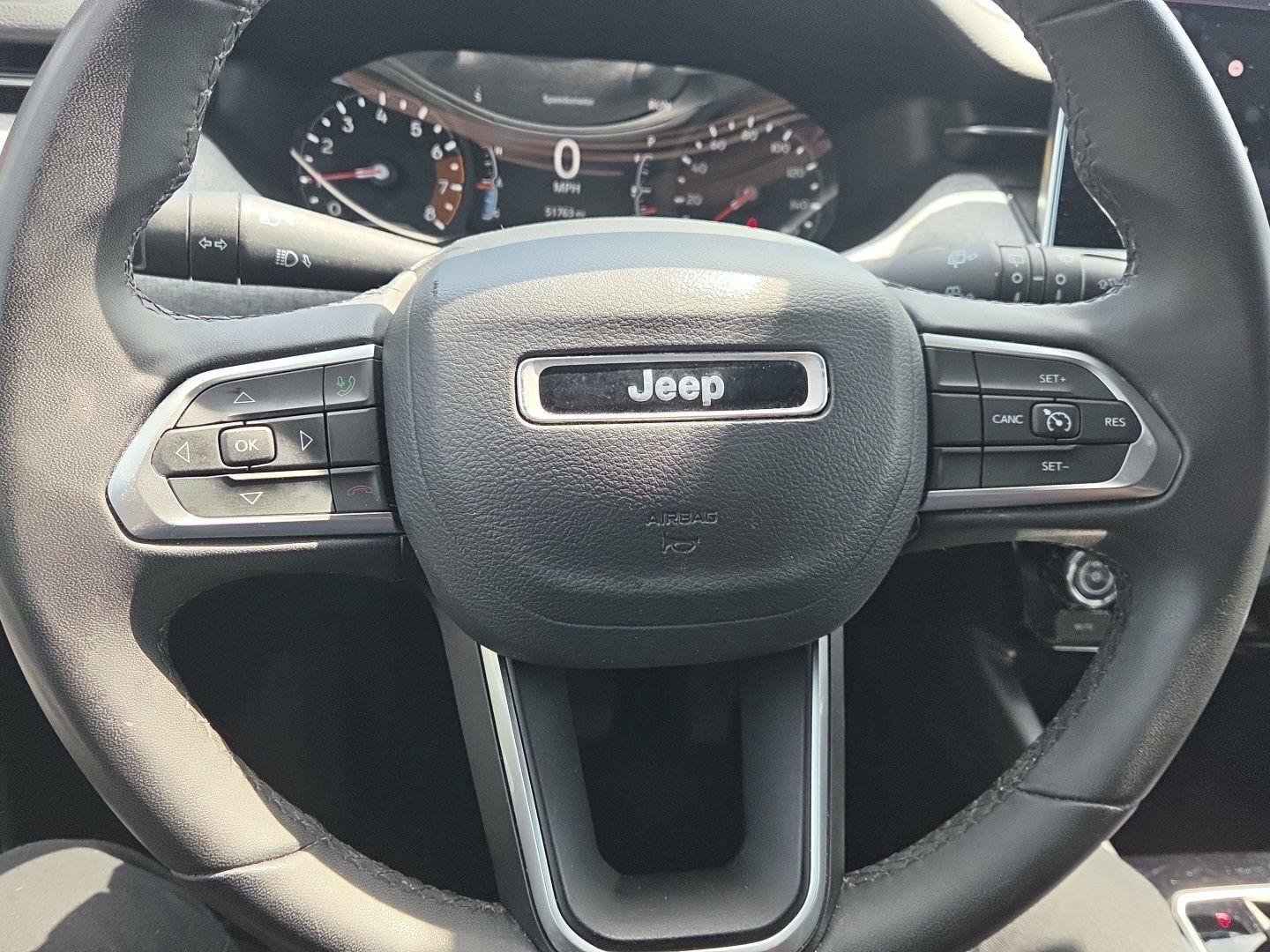 Used 2024 Jeep Compass Latitude AWD/4WD image 21
