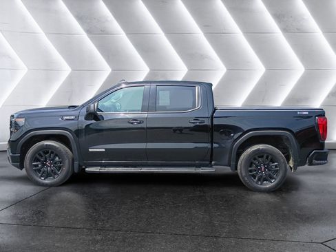 Used 2023 GMC Sierra 1500 Elevation AWD/4WD image 3