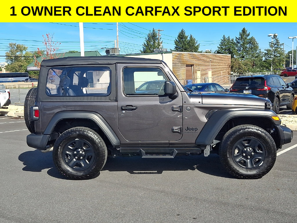 Used 2025 Jeep Wrangler Sport AWD/4WD image 7
