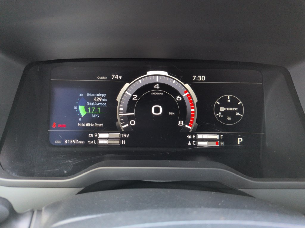 Used 2024 Toyota Tundra Limited AWD/4WD image 15