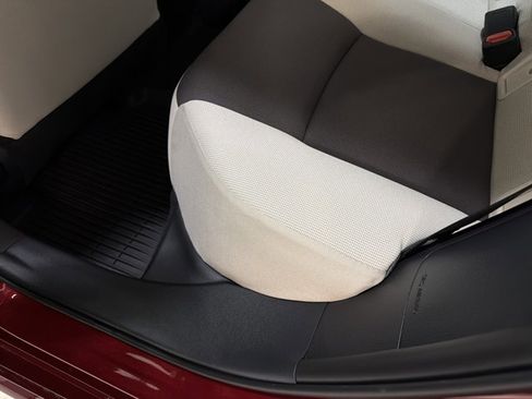 Used 2026 Toyota Corolla LE image 22