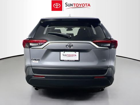 Used 2025 Toyota RAV4 LE FWD image 5