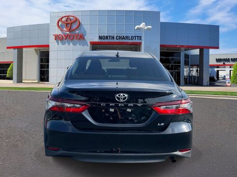 Used 2023 Toyota Camry LE FWD image 5