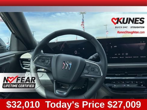 New 2025 Buick Envista Avenir image 47