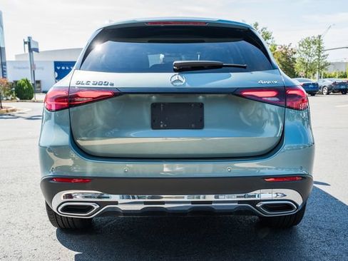 Used 2025 Mercedes-Benz GLC 350e 4MATIC image 6