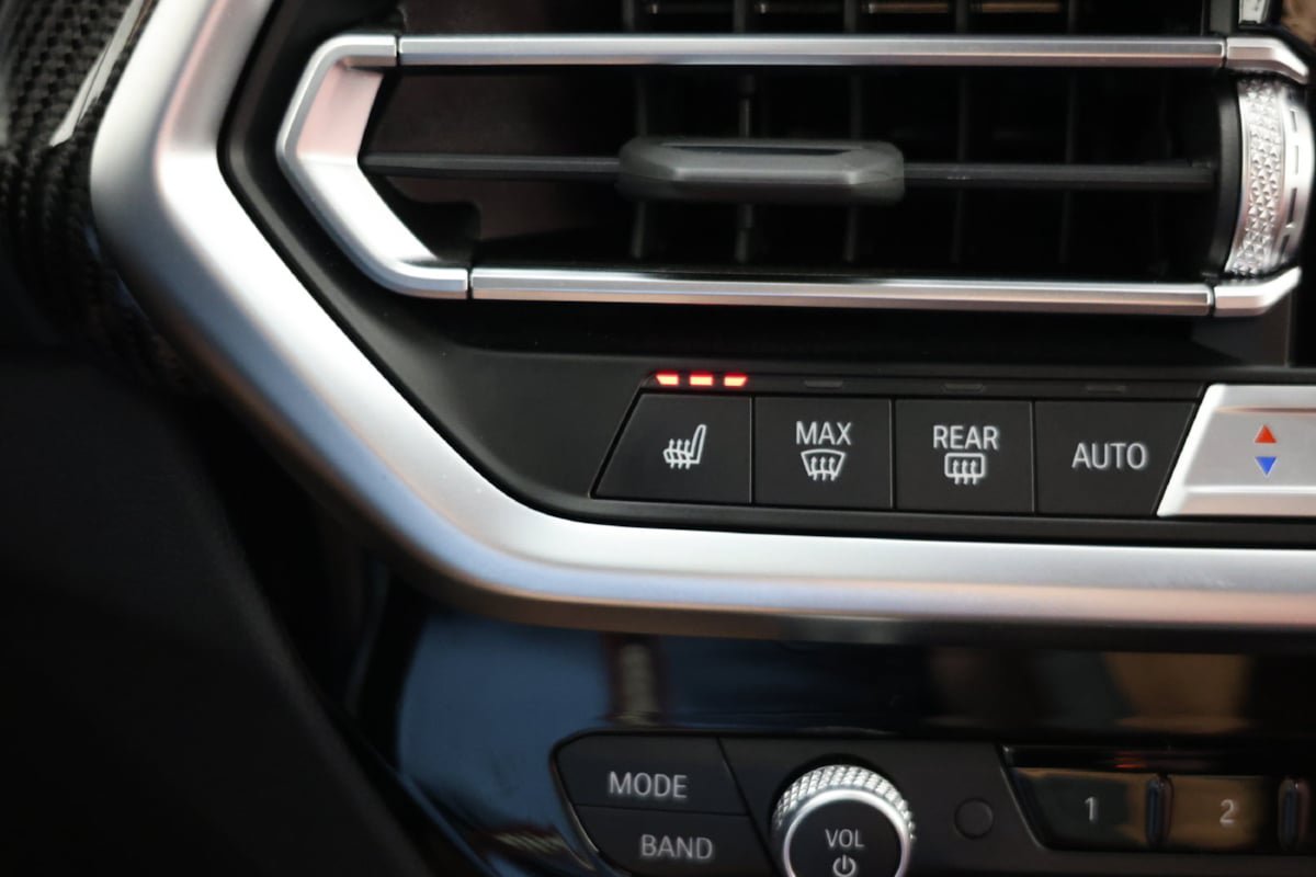 Used 2024 BMW X4 M40i w/ Premium Package AWD/4WD image 9