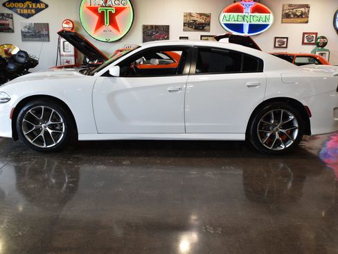 Used 2022 Dodge Charger GT RWD image 5
