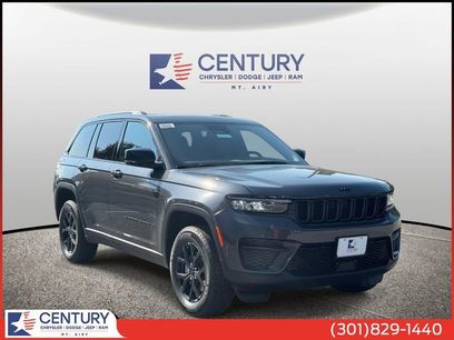 New 2025 Jeep Grand Cherokee Laredo