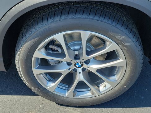 New 2026 BMW X5 sDrive40i w/ Climate Comfort Package image 5