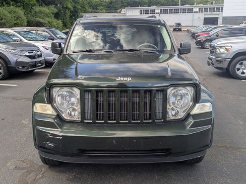 Used 2011 Jeep Liberty Sport w/ Popular Equipment Group AWD/4WD image 6