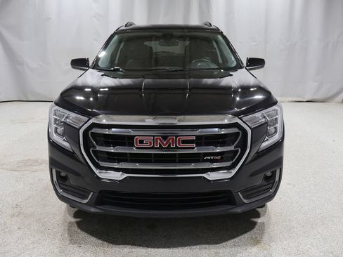 Used 2023 GMC Terrain AT4 AWD/4WD image 7