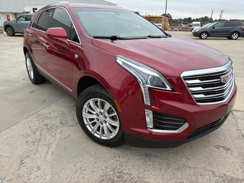 Used 2019 Cadillac XT5 FWD image 4