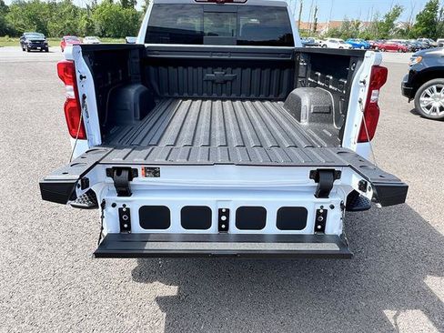 New 2026 Chevrolet Silverado 1500 High Country AWD/4WD image 5