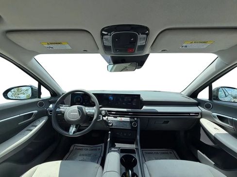 Used 2025 Hyundai Sonata SEL FWD image 10