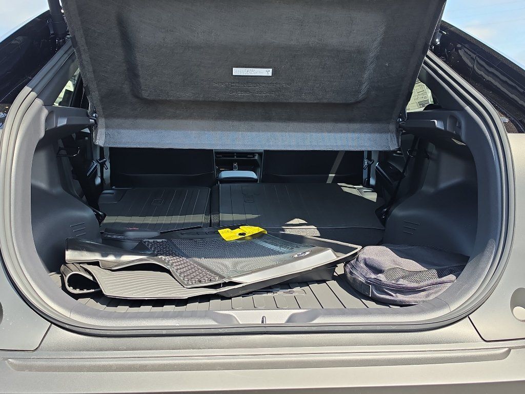 New 2026 Toyota C-HR AWD/4WD image 10