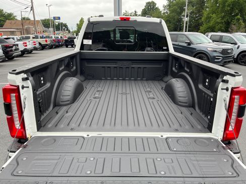 New 2026 Ford F250 Lariat w/ Black Appearance Package AWD/4WD image 8
