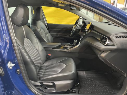 Used 2023 Toyota Camry SE image 16