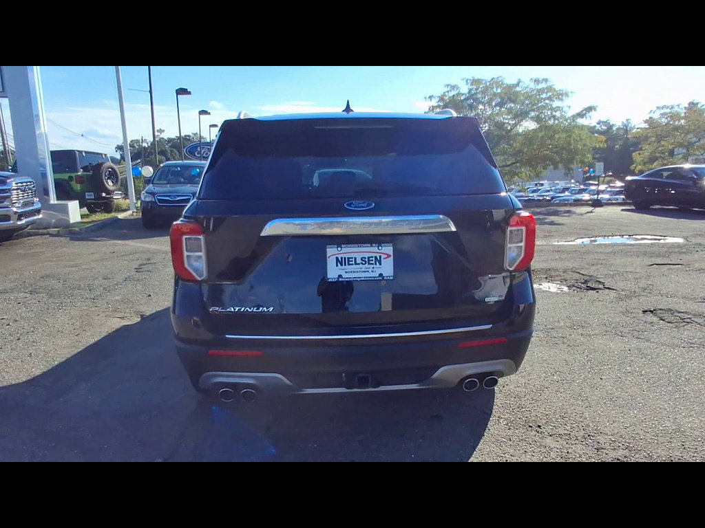 Used 2020 Ford Explorer Platinum w/ Premium Technology Package AWD/4WD image 7