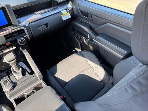 New 2026 Toyota Tacoma SR5 AWD/4WD image 9