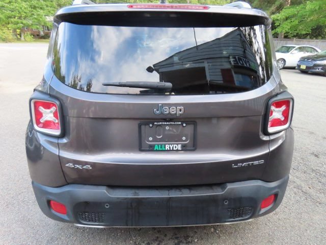 Used 2017 Jeep Renegade Limited AWD/4WD image 7