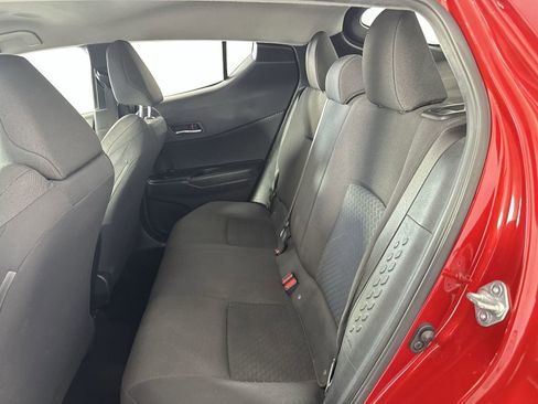 Used 2020 Toyota C-HR LE FWD image 23
