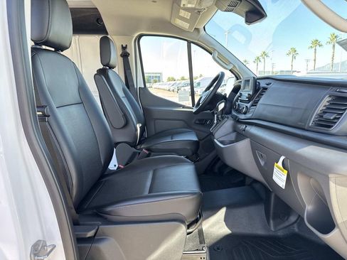 New 2025 Ford Transit 150 Low Roof image 21