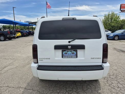 Used 2011 Dodge Nitro Heat RWD image 8