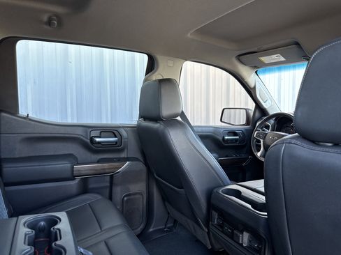 Used 2021 Chevrolet Silverado 1500 LT Trail Boss w/ Convenience Package II image 46