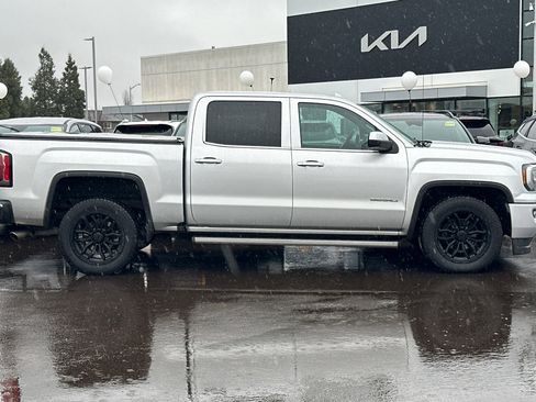 Used 2018 GMC Sierra 1500 Denali image 3