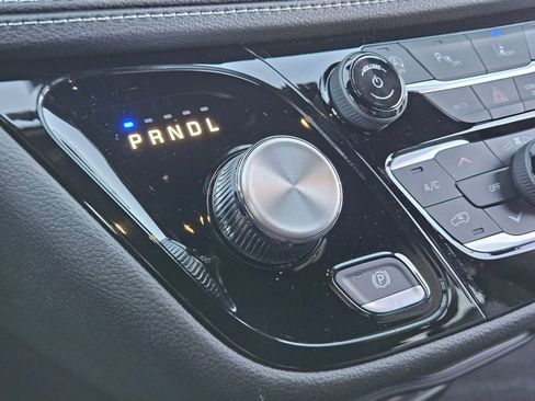 New 2026 Chrysler Pacifica Select image 26