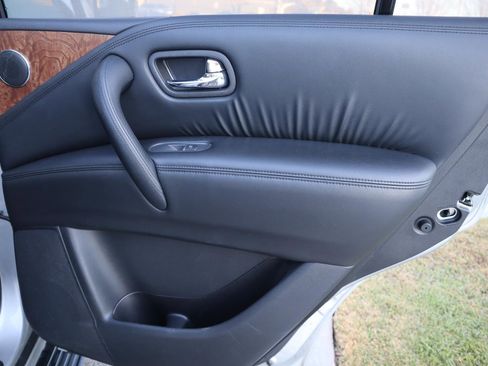 Used 2022 Nissan Armada SL image 55