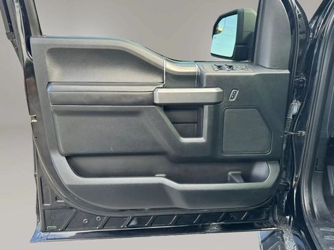 Used 2018 Ford F150 XLT w/ Equipment Group 302A Luxury AWD/4WD image 12