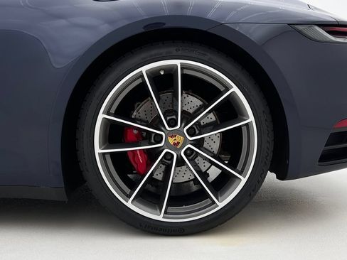 Used 2020 Porsche 911 Carrera 4S AWD/4WD image 28