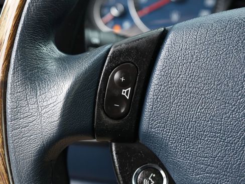 Used 2011 Maserati GranTurismo Convertible RWD image 30