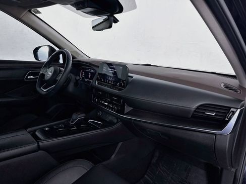 Used 2023 Nissan Rogue Platinum w/ Platinum Premium Package FWD image 35
