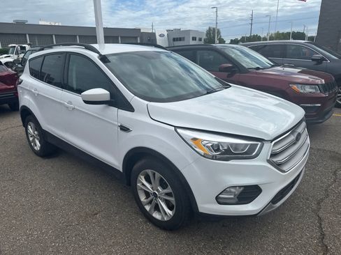 Used 2018 Ford Escape SEL FWD image 10