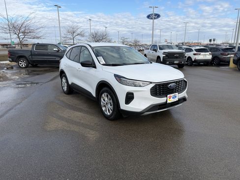 New 2025 Ford Escape Active w/ Cold Weather Package image 1
